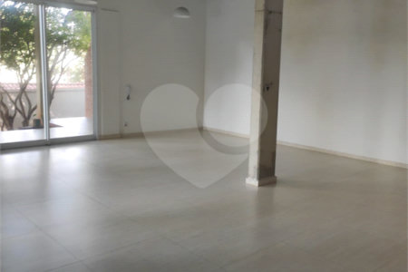 Casa à venda com 2 suítes no condomínio Cântaros da Serra, São Paulo - SP