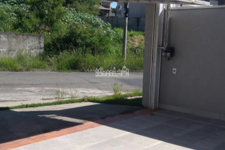 Casa à venda com 3 quartos, sendo 2 suítes, em Jardim do Lago, Atibaia, SP
