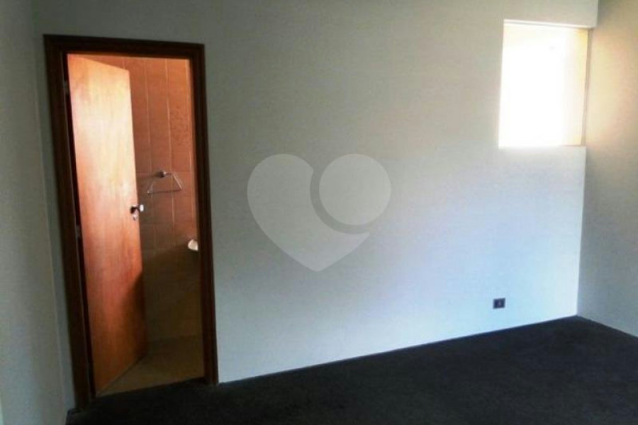 Sobrado à venda com 3 quartos, sendo 1 suíte, em Tremembé, São Paulo, SP