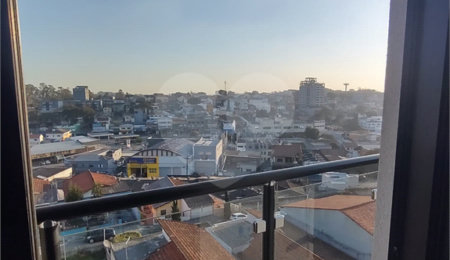 Sobrado à venda com 3 suítes,  em Jardim Planalto, Arujá, SP