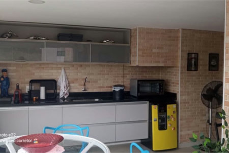 Apartamento com 3 dormitórios à venda, 93 m² por R$ 1.400.000,00 - Jardim Astúrias - Guarujá/SP