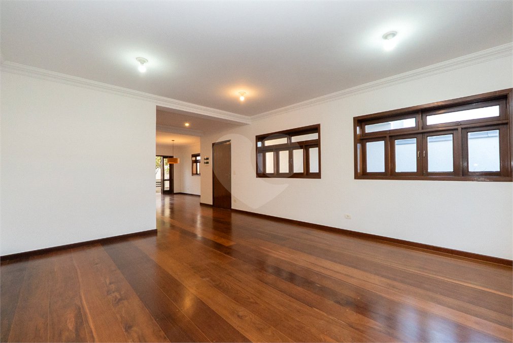 Casa de Vila à venda com 3 quartos, sendo 1 suíte, em Planalto Paulista, São Paulo, SP