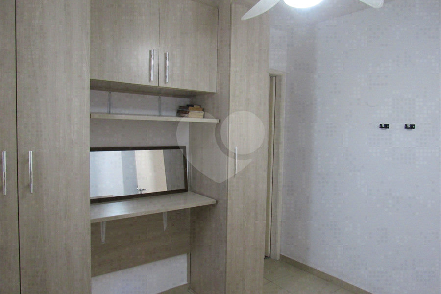 Casa à venda com 2 suítes no condomínio Real Residencial Julia, São Paulo - SP