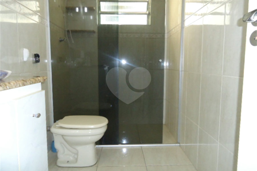 Sobrado à venda com 3 quartos em Jardim Peri, São Paulo, SP