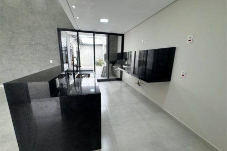 Casa à venda com 3 quartos, sendo 1 suíte, no condomínio Reserva Ipanema I, Sorocaba - SP
