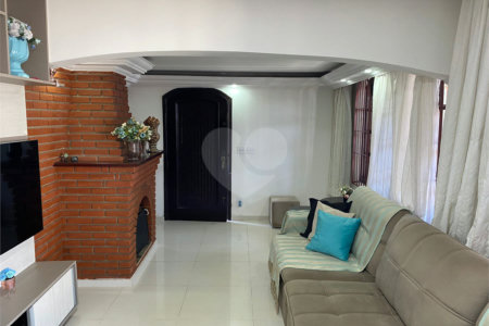 Casa à venda com 3 quartos, sendo 1 suíte,  em Parque Santa Rosa, Suzano, SP