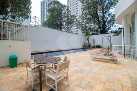 Apartamento à venda com 3 suítes em Jardim Marajoara, São Paulo, SP