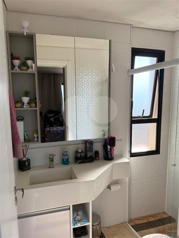 Apartamento à venda com 3 quartos, sendo 1 suíte, em Vila São João, Poá, SP