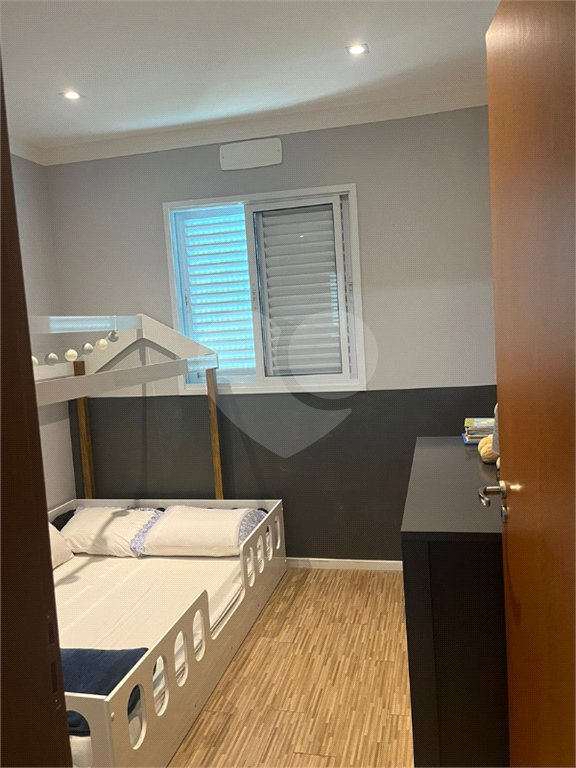 Casa à venda com 3 quartos, sendo 1 suíte, no condomínio Vilagio Vista Real, Paulínia - SP