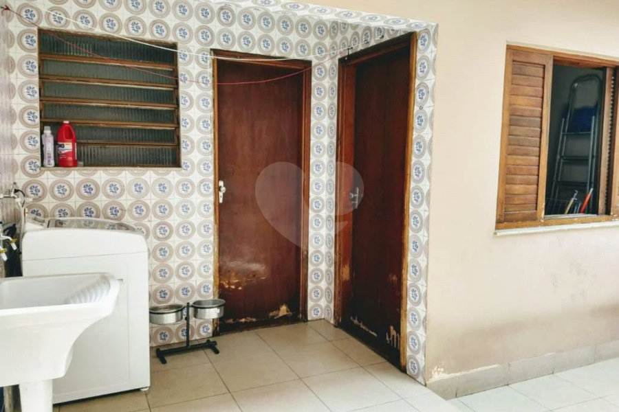 Sobrado à venda com 4 quartos, sendo 1 suíte, em Limão, São Paulo, SP