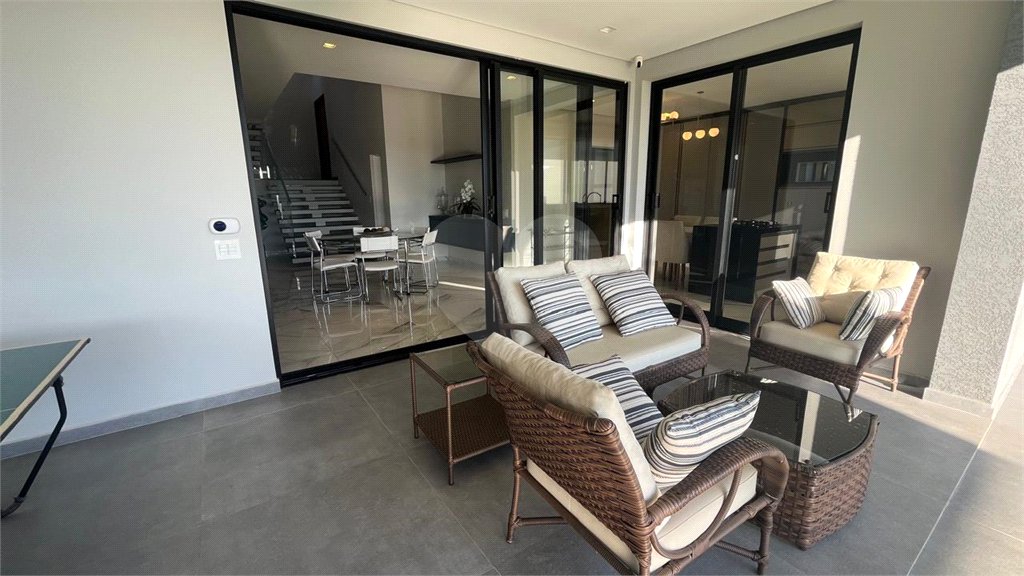 Casa à venda com 4 suítes no condomínio Porto Atibaia, Atibaia - SP