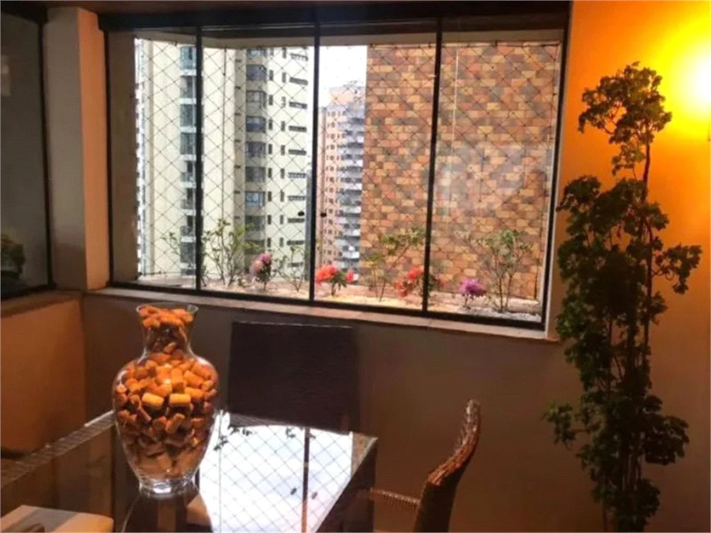 Apartamento para alugar com 4 quartos, sendo 2 suítes,  em Vila Andrade, São Paulo, SP
