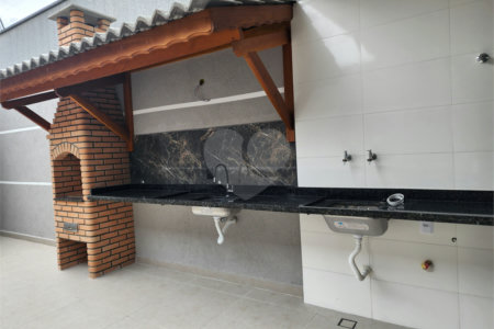 Sobrado à venda com 3 suítes em Vila Mazzei, São Paulo, SP