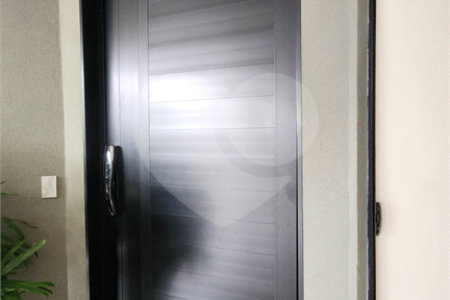 Sobrado à venda com 4 quartos, sendo 2 suítes, em Jardim Botânico, Araraquara, SP