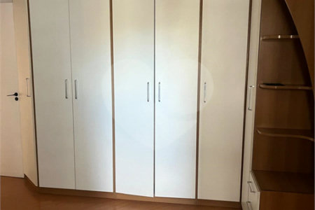 Apartamento para alugar com 3 suítes em Vila Assunção, Santo André, SP