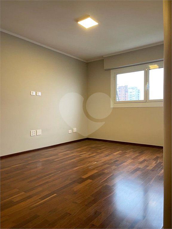 Apartamento à venda com 4 quartos, sendo 2 suítes, em Vila Andrade, São Paulo, SP