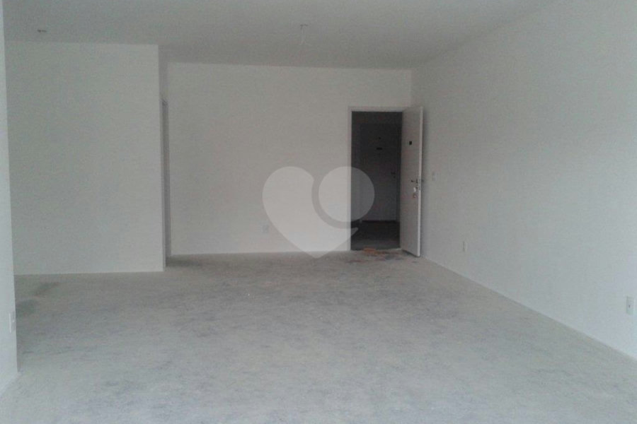 Apartamento à venda com 4 quartos, sendo 1 suíte, em Horto, São Paulo, SP