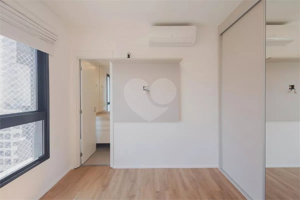 Apartamento à venda com 3 quartos, sendo 1 suíte,  em Perdizes, São Paulo, SP