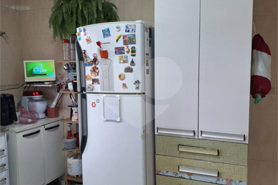 Sobrado à venda com 3 quartos, sendo 1 suíte, em Vila Irmãos Arnoni, São Paulo, SP
