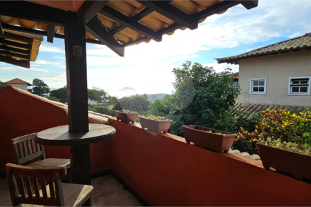 Casa à venda com 4 quartos, sendo 3 suítes, em João Fernandes, Armação dos Búzios, RJ
