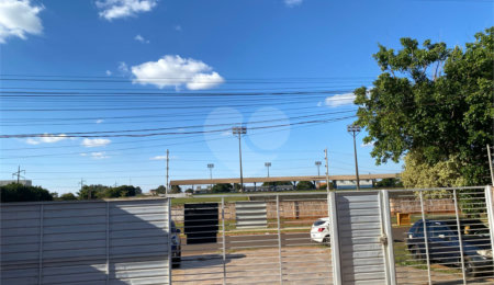 Casa à venda ou para alugar com 10 quartos no Centro, Ponta Porã, MS