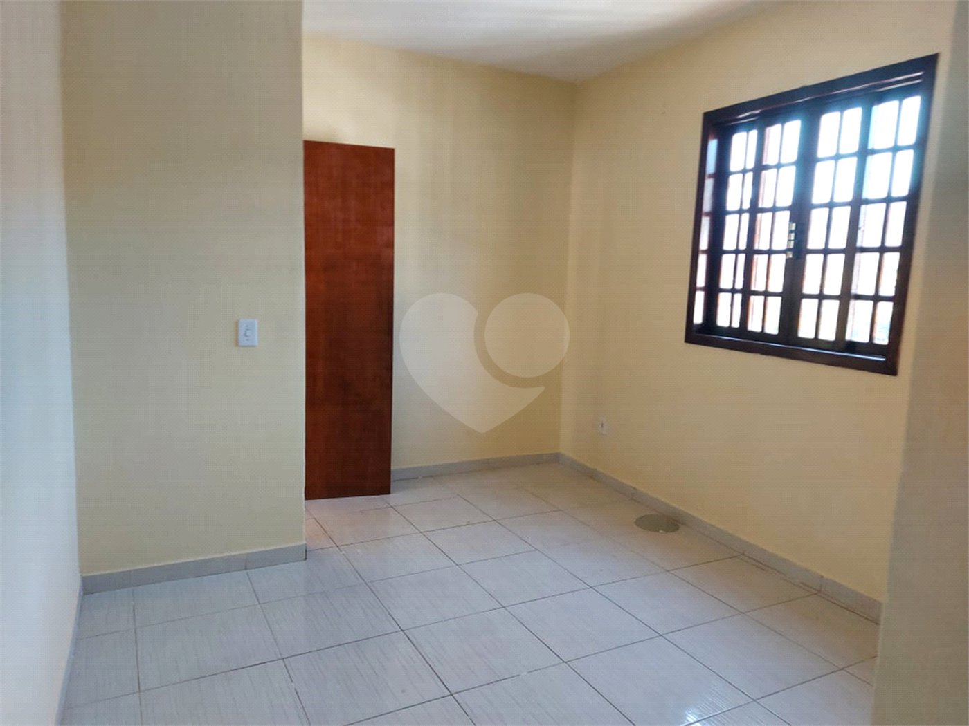 Casa à venda com 3 quartos, sendo 1 suíte, em Campo Grande, Rio de Janeiro, RJ