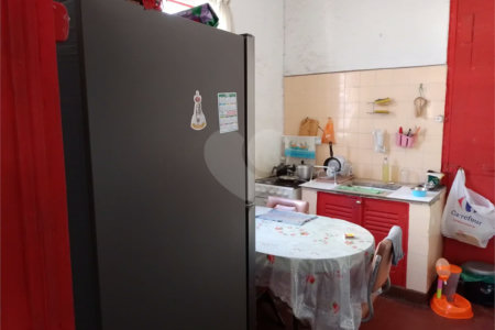 Casa à venda com 2 quartos em Parque Vitória, São Paulo, SP