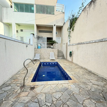 Sobrado à venda com 3 quartos, sendo 2 suítes,  em Água Fria, São Paulo, SP