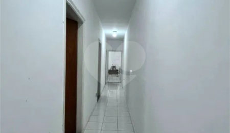 Casa Térrea à venda com 3 quartos em Vila Pereira Barreto, São Paulo, SP