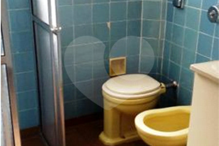 Sobrado à venda com 3 quartos em Saúde, São Paulo, SP