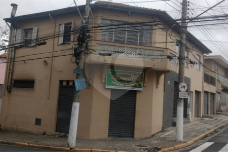 Sobrado à venda com 4 quartos em Calmon Viana, Poá, SP