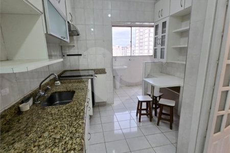 Apartamento à venda com 3 quartos, sendo 1 suíte,  em Indianópolis, São Paulo, SP