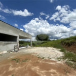 Casa à venda com 3 suítes no condomínio Residencial Jequitiba, Jacareí - SP