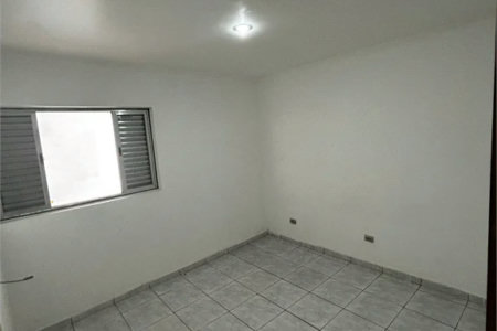 Sobrado à venda com 4 quartos, sendo 2 suítes, em Parque Sonia, São Paulo, SP