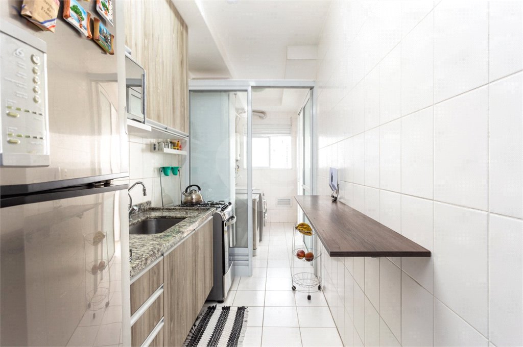 Apartamento à venda com 3 quartos, sendo 1 suíte, em Vila Anastácio, São Paulo, SP