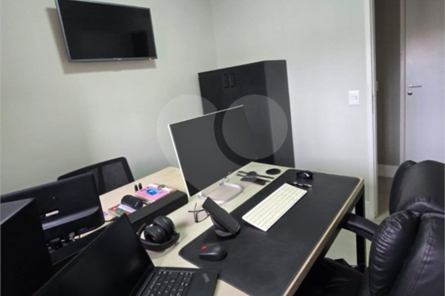 Apartamento à venda com 3 quartos, sendo 1 suíte, em Morumbi, São Paulo, SP
