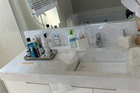 Apartamento à venda com 3 quartos, sendo 1 suíte,  em Jardim Brasil (zona Sul), São Paulo, SP