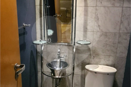 Apartamento para venda e locação de 130m² no Jardim Paulista com 2 suítes e 2 vagas.