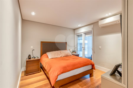 Apartamento à venda com 3 suítes em Chácara Santo Antônio, São Paulo, SP