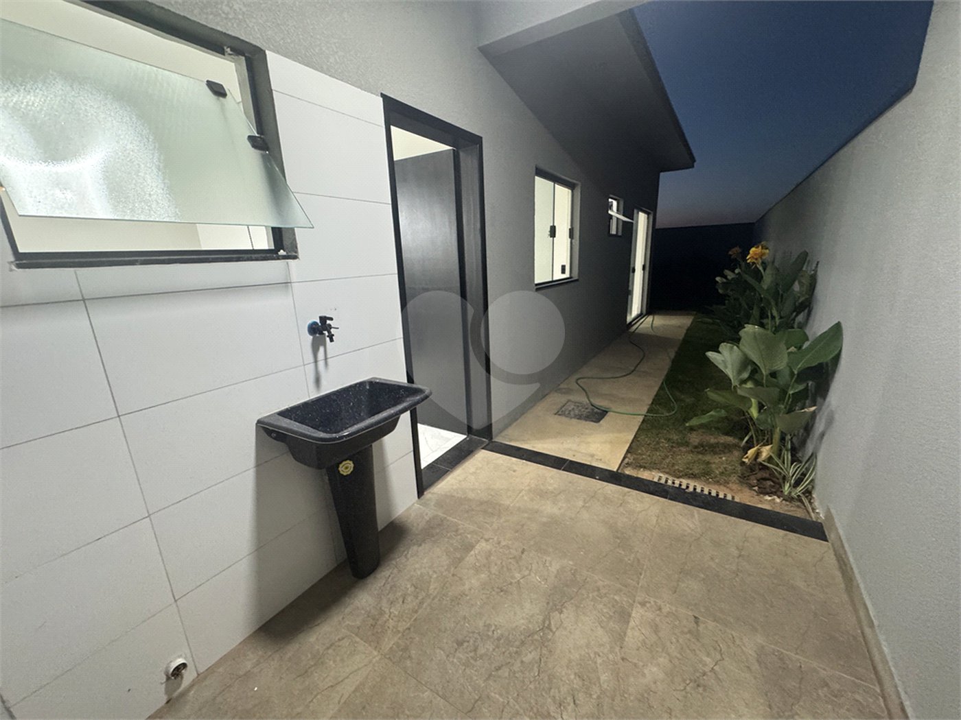 Casa à venda com 2 quartos, sendo 1 suíte, em Residencial Barnabé, Salto, SP