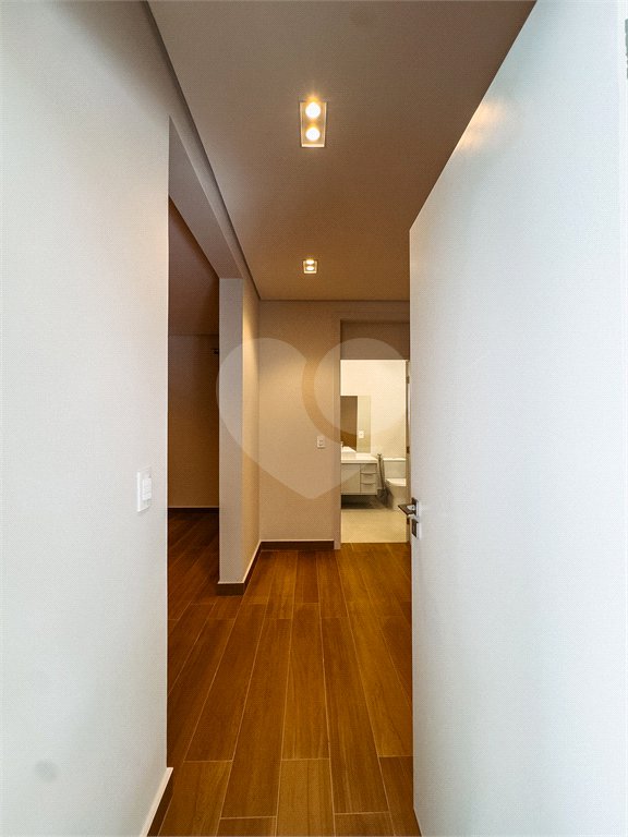 Casa à venda com 4 suítes no condomínio Villa dos Pinheiros, Indaiatuba - SP