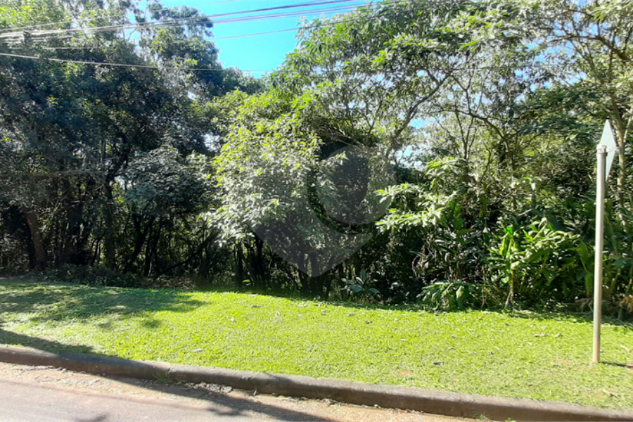Terreno à venda no condomínio Alpes da Cantareira, Mairiporã - SP