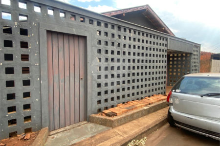 Casa à venda com 2 quartos em Vila Piloto, Três Lagoas, MS