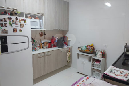 Sobrado à venda com 4 quartos, sendo 1 suíte,  em Vila Gustavo, São Paulo, SP