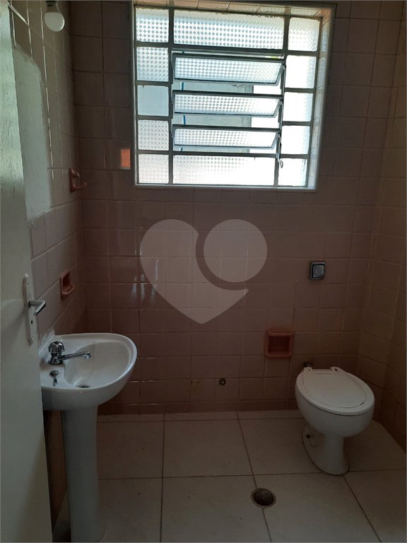 Sobrado à venda com 3 quartos em Vila Universitária, São Paulo, SP