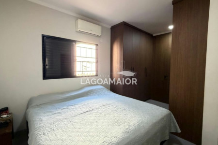 Casa à venda com 3 suítes em Jardim dos Ipes, Três Lagoas, MS
