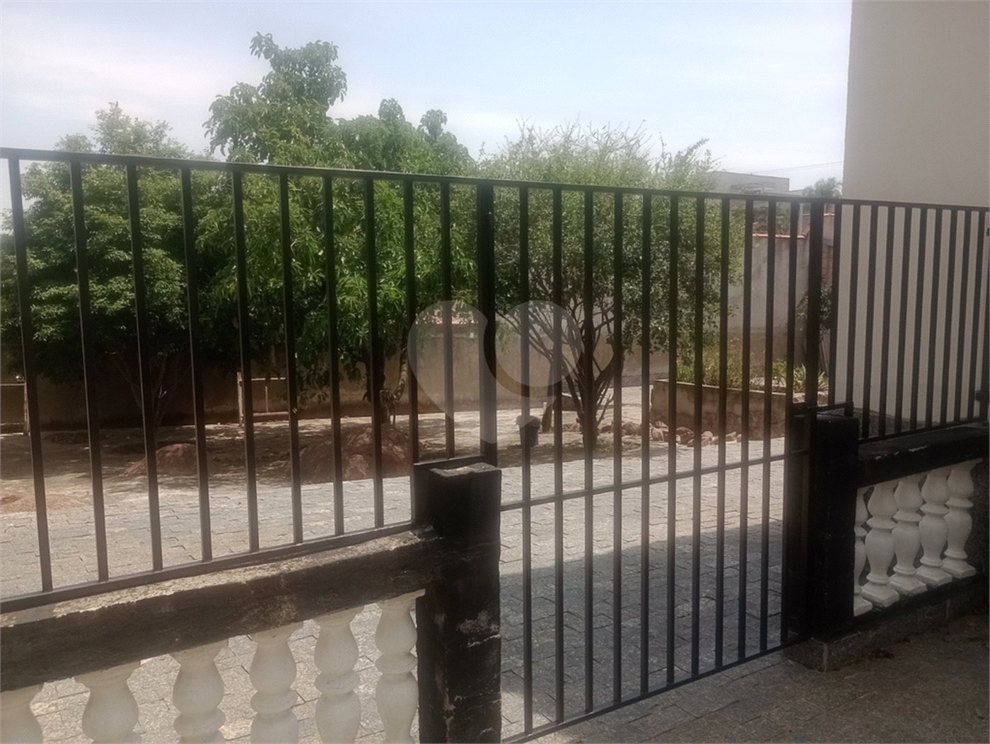 Casa à venda com 3 quartos, sendo 1 suíte, no condomínio Acmti - Colinas do Mosteiro, Terras de Itaici e Recanto dos Pássaros, Indaiatuba - SP