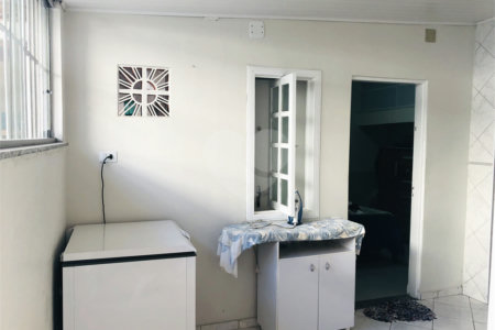 Casa à venda com 3 quartos, sendo 1 suíte, em Vila Suissa, Mogi das Cruzes, SP