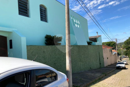 Casa à venda com 3 quartos, sendo 1 suíte,  em Vila Rosa, Itapetininga, SP