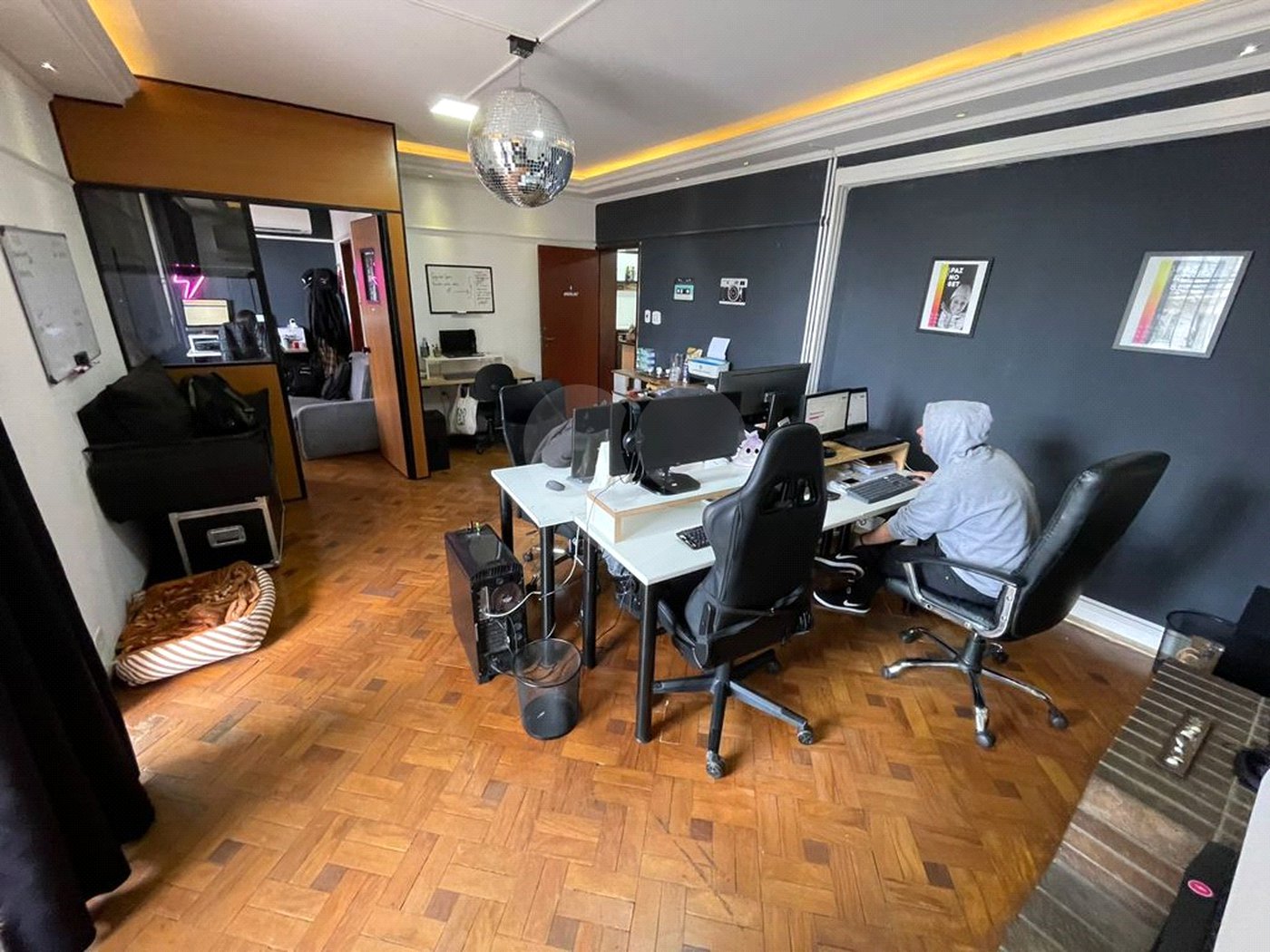 Casa à venda com 3 quartos, sendo 1 suíte, em Vila Mariana, São Paulo, SP